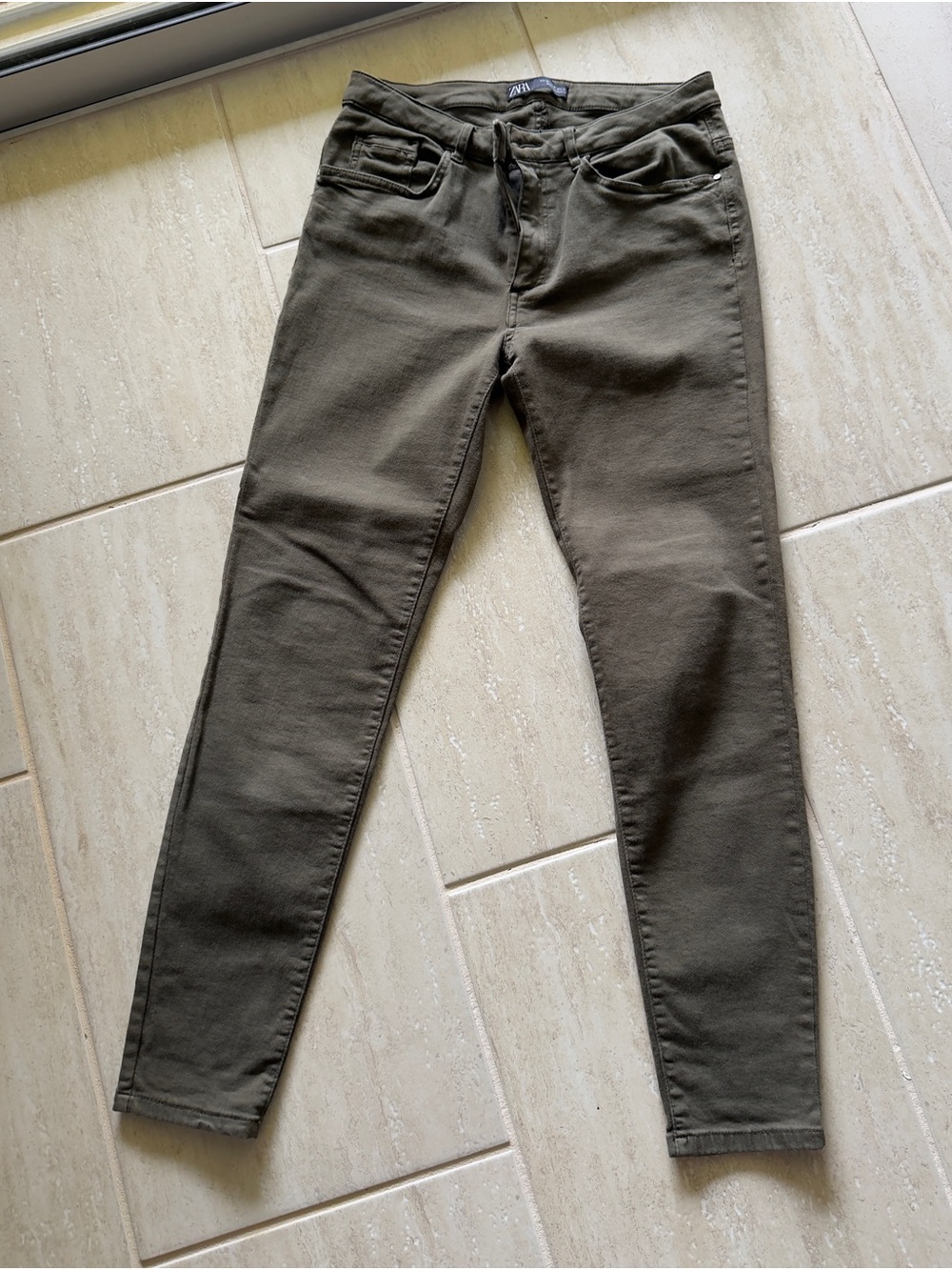 Zara Olive Green Ankle Jeans